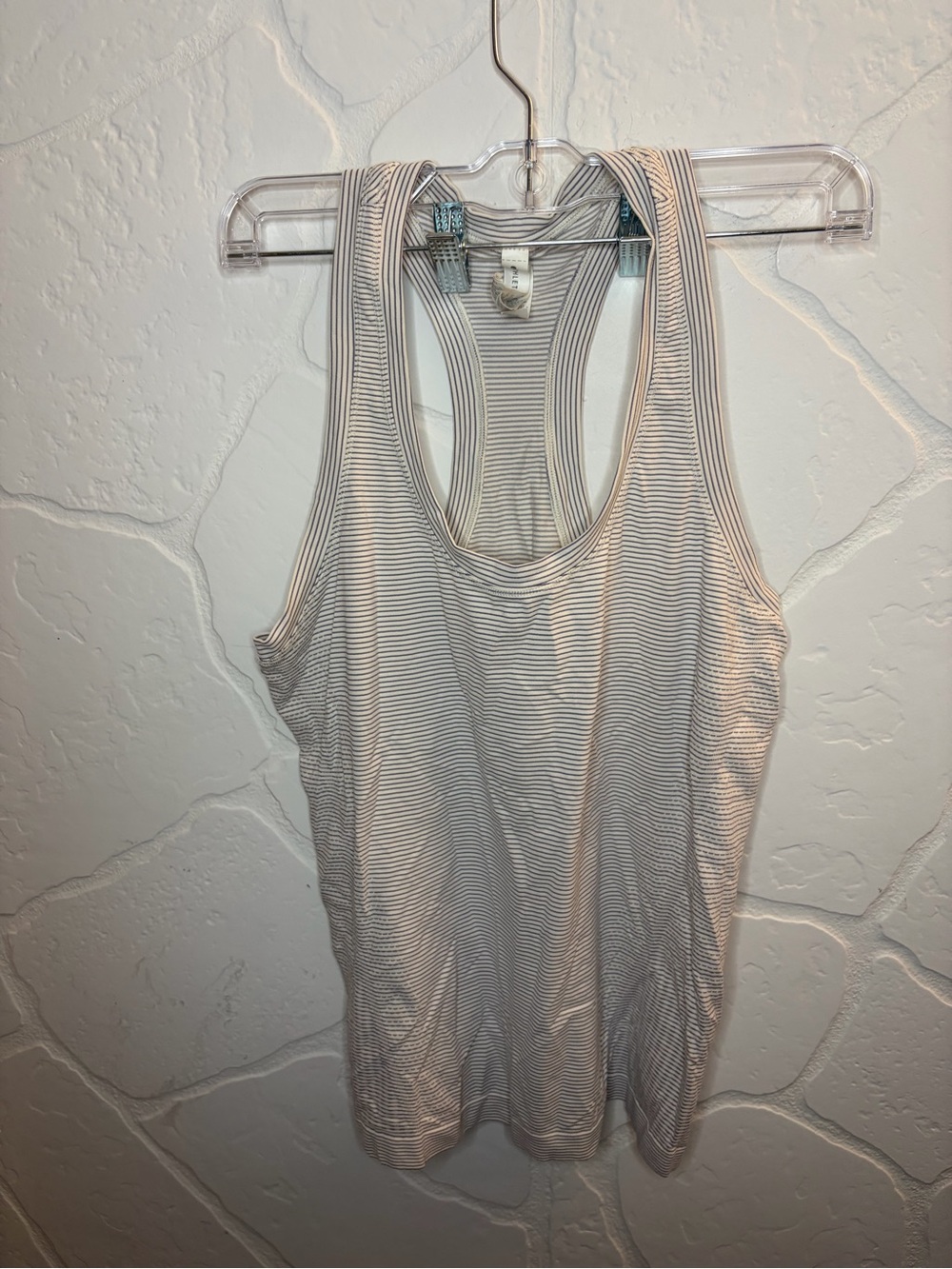 Athleta Momentum Seamless Racerback Tank Top Gray White Striped Size L
